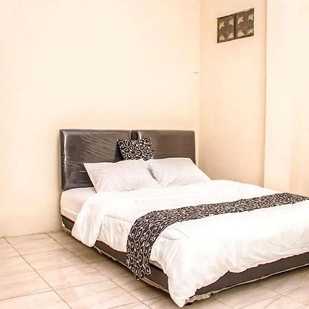 Samar Wulu Guest House Syariah Mitra Reddoorz Near Ketapang Ketapang  Dış mekan fotoğraf