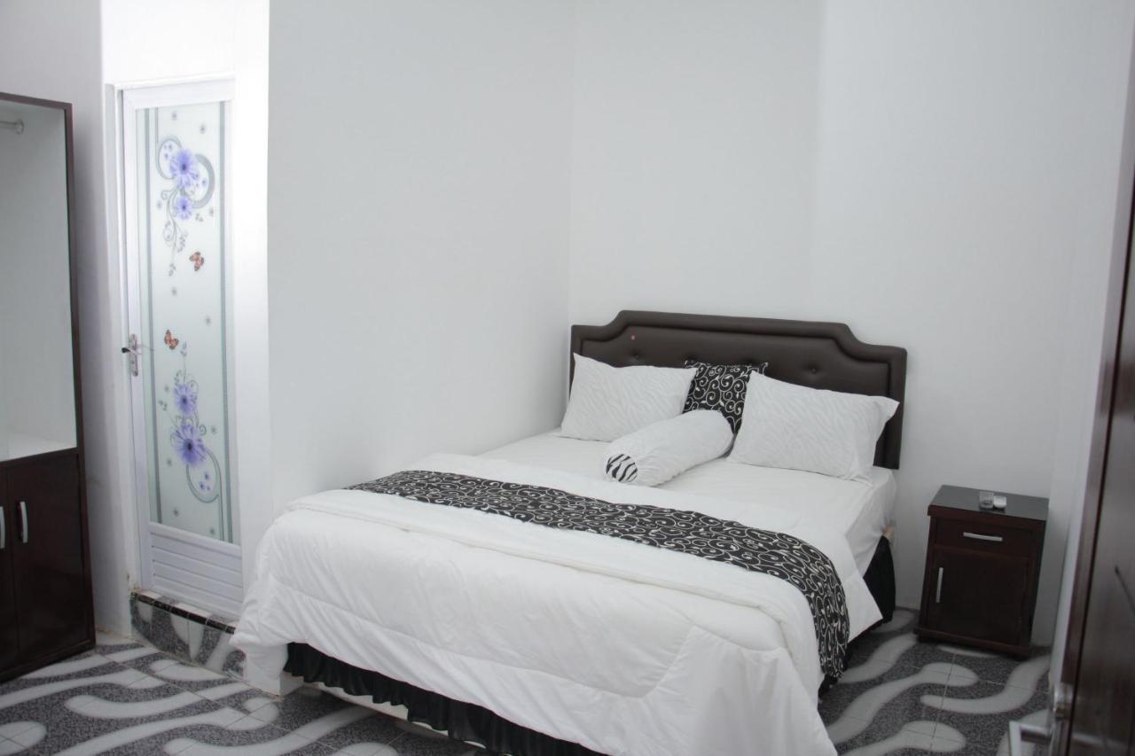 Samar Wulu Guest House Syariah Mitra Reddoorz Near Ketapang Ketapang  Dış mekan fotoğraf