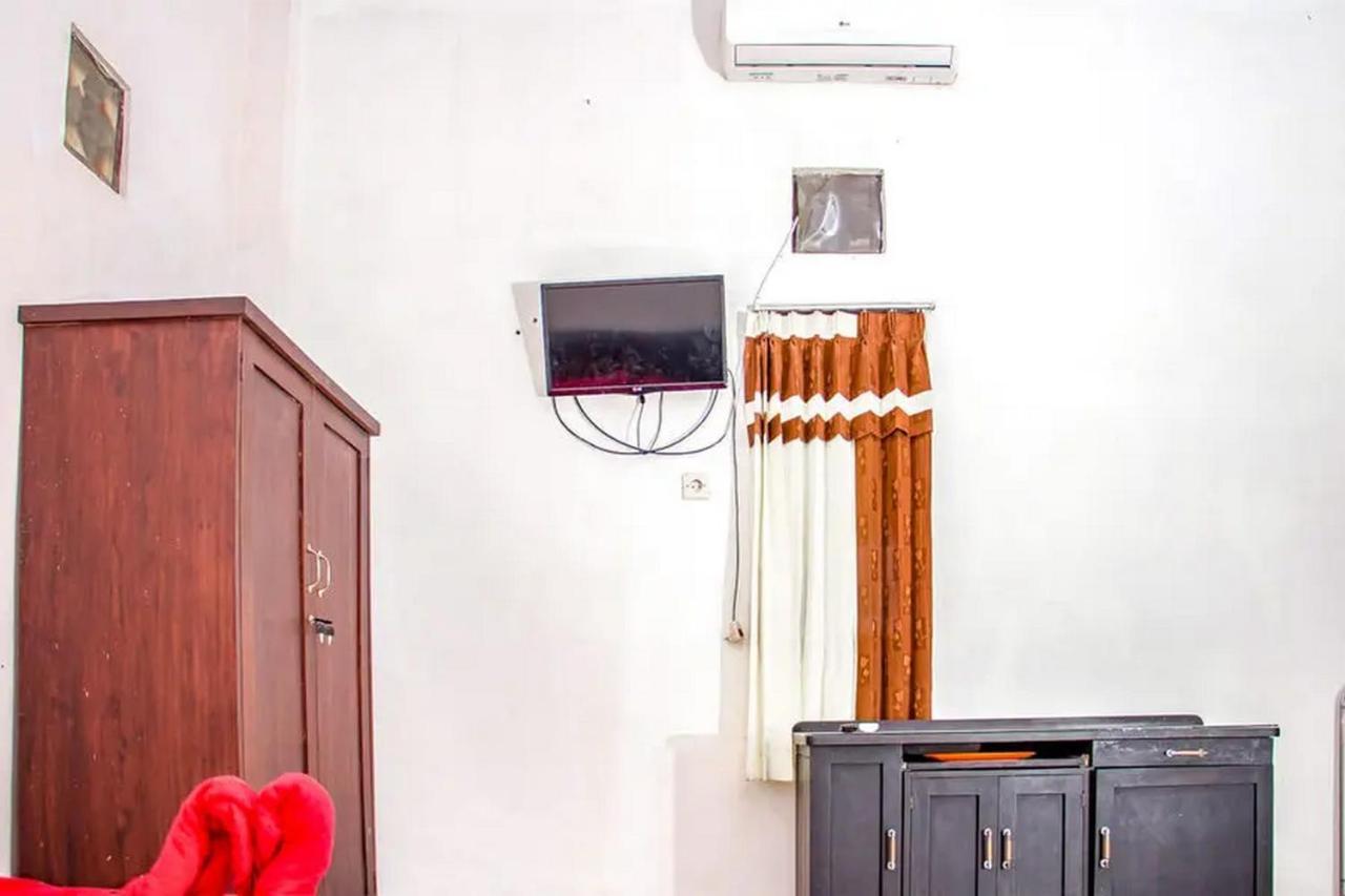 Samar Wulu Guest House Syariah Mitra Reddoorz Near Ketapang Ketapang  Dış mekan fotoğraf